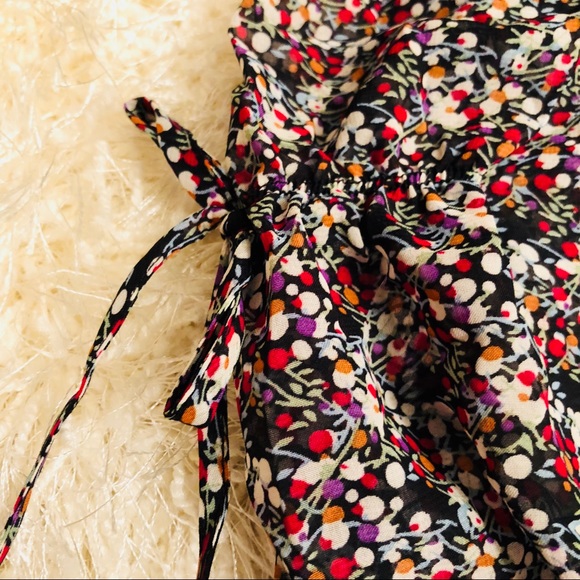 NWT Sheer Patterned Loop Feminine Blouse with Lace - Picture 7 of 7